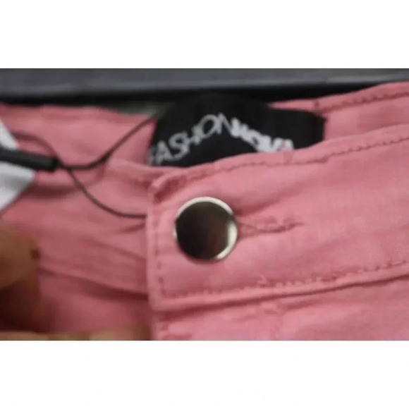 Fashion Nova Mystery Solved Extreme Bell Bottoms-Size 9-New w/Tags-Hippie-Boho - Picture 8 of 16